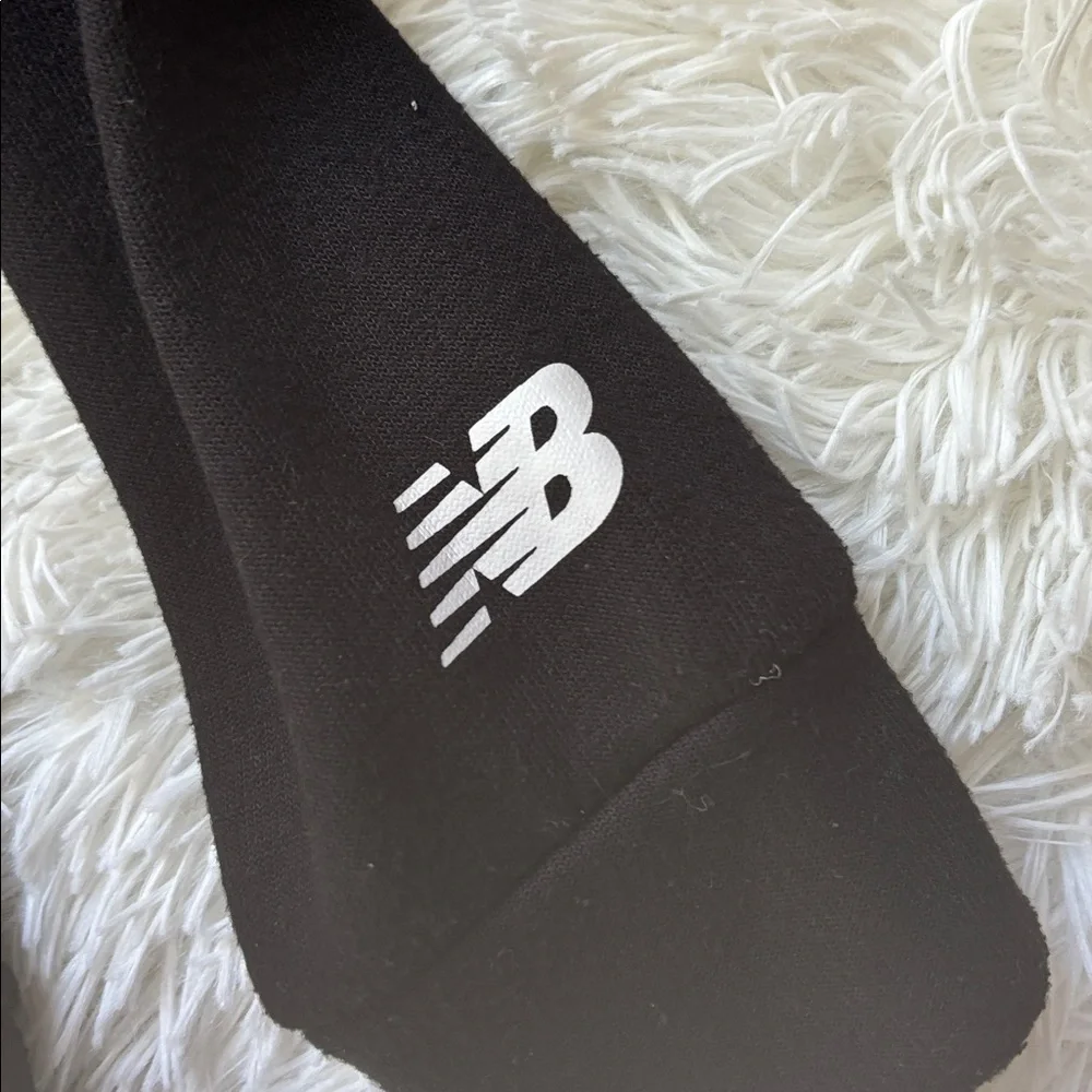 Kids New Balance Black Hoodie White Logo Pouch 7
